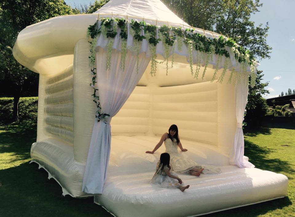 bouncy castle hire for wedding