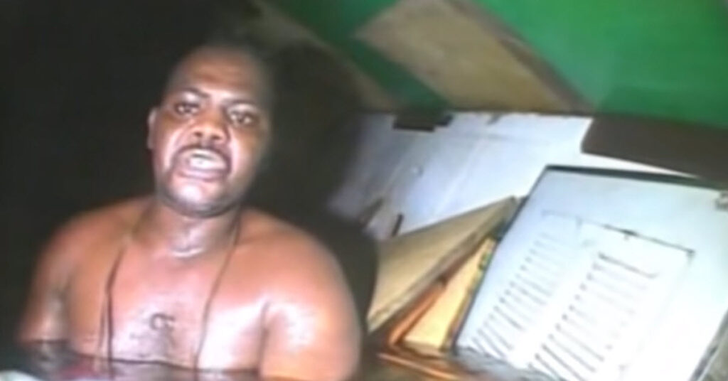 Divers Go Down To Recover The Dead But Stop Cold When Someone Touches 